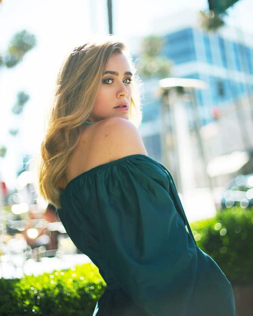 Melissa Roxburgh Family biographyguy.com