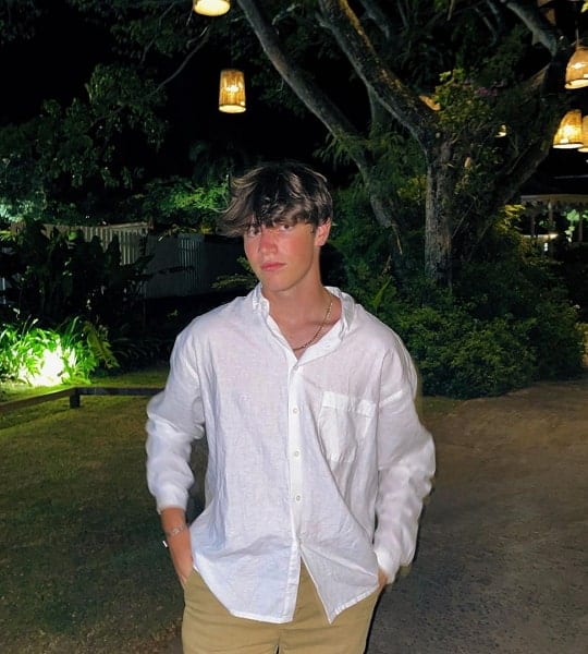Issey Moloney Ex-Boyfriend biographyguy.com