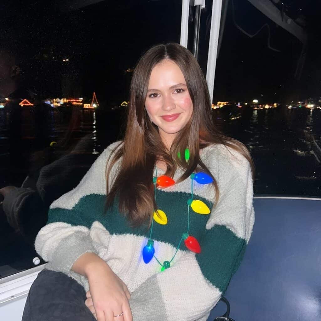 Olivia Sanabia Bio biographyguy.com