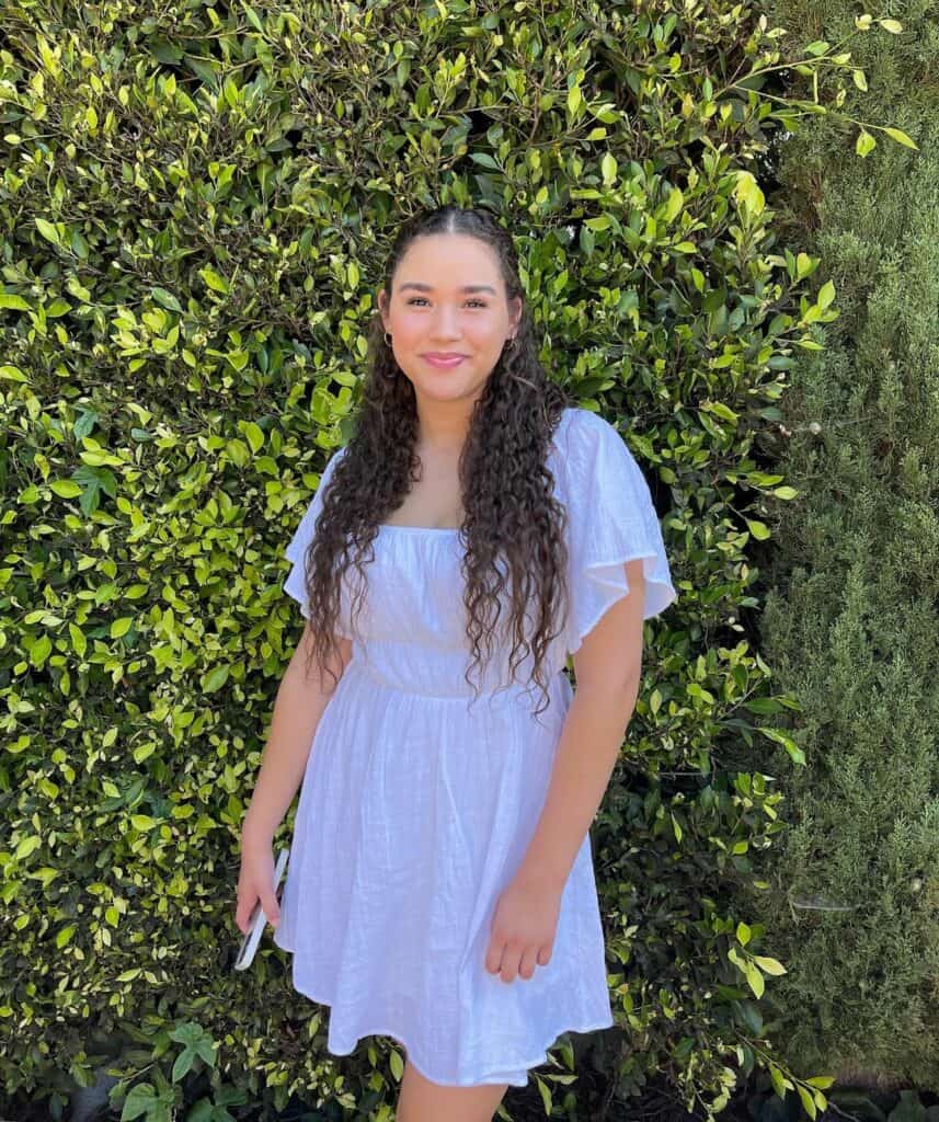 Gracie Haschak Bio biographyguy.com