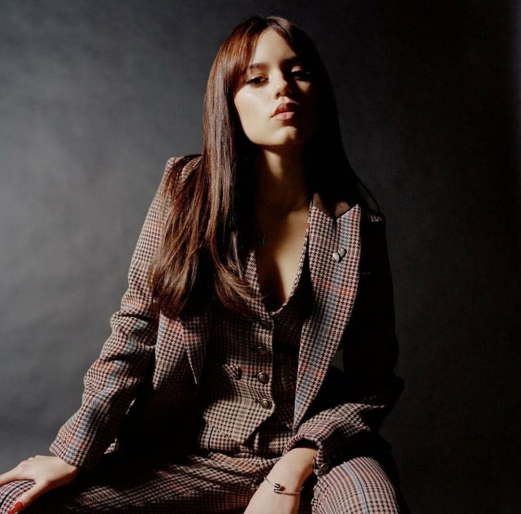 Jenna Ortega Net Worth Biographyguy.com