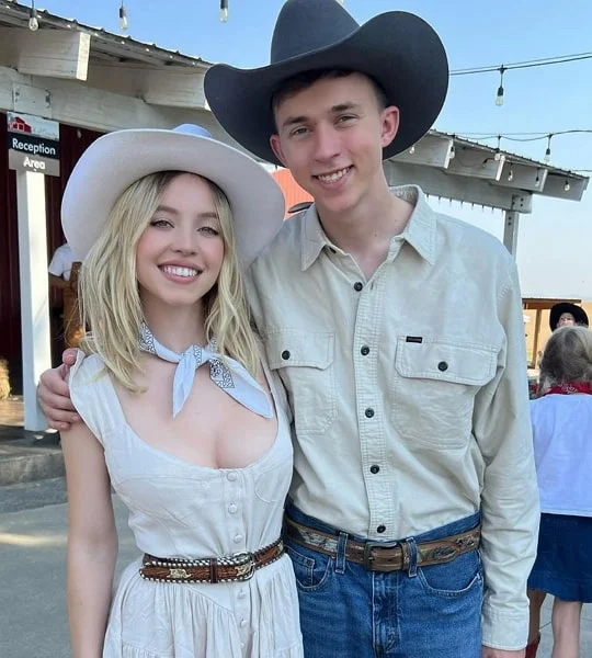 Sydney Sweeney Brother Biographyguy.com