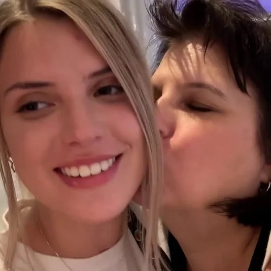 Alissa Violet Mother Biographyguy.com