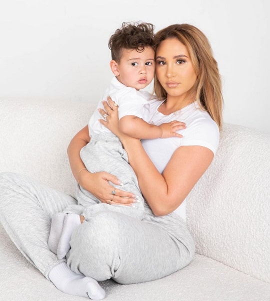 Catherine Paiz Son Biographyguy.com