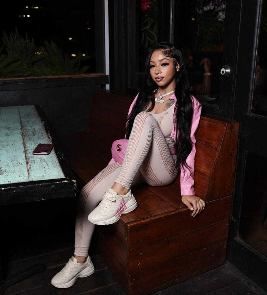 Selena Davis Net Worth Biographyguy.com