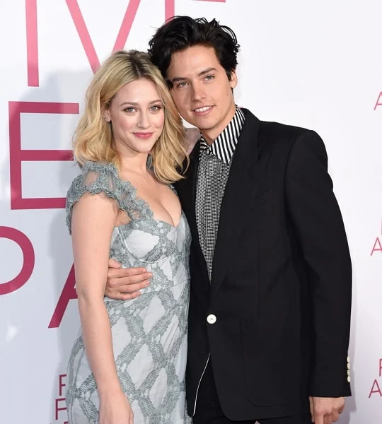 Cole Sprouse Ex-Girlfriend Biographyguy.com